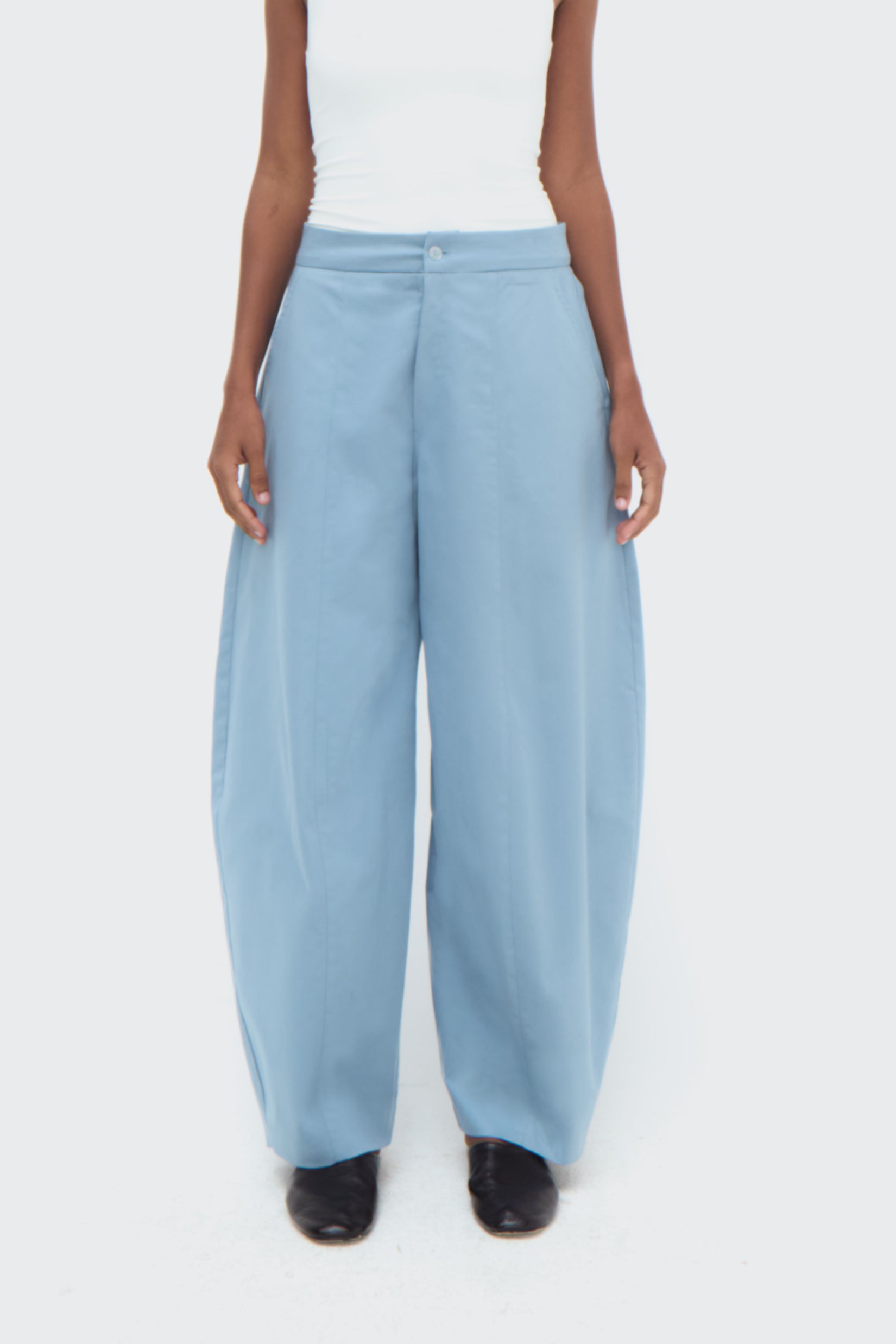 Detail Balloon Trousers by Olga Fisch – cotton gabardine pants with balloon silhouette